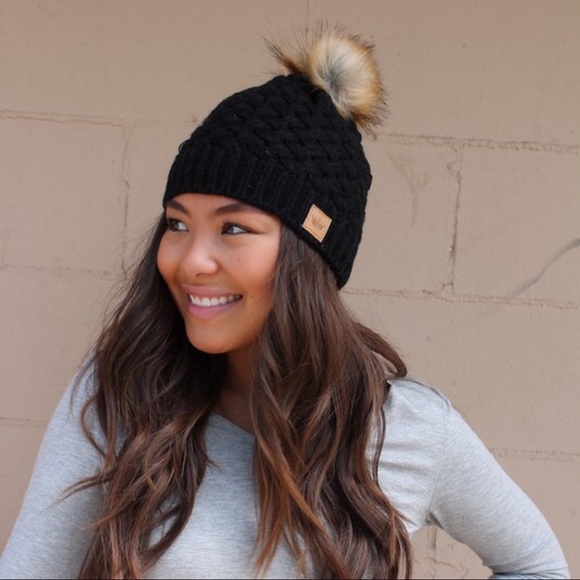 Black cable Knit Fleece Lined Pom Beanie - Picture 3 of 3